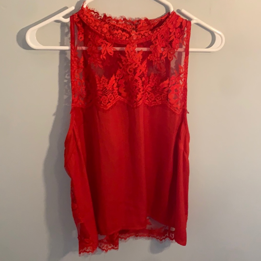Lace tank with open lace back